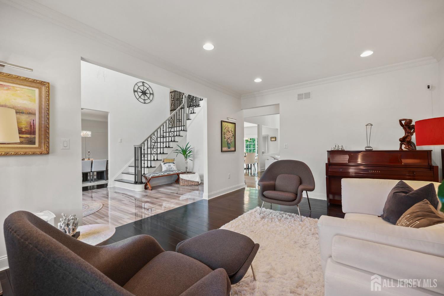 9 Gatarz Court East Brunswick NJ 08816