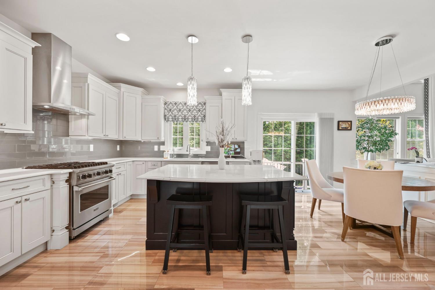 9 Gatarz Court East Brunswick NJ 08816