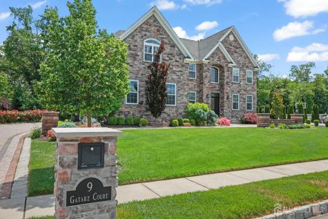9 Gatarz Court East Brunswick NJ 08816