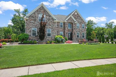 9 Gatarz Court East Brunswick NJ 08816