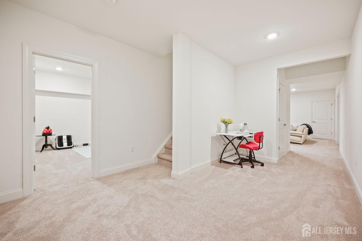 9 Gatarz Court East Brunswick NJ 08816