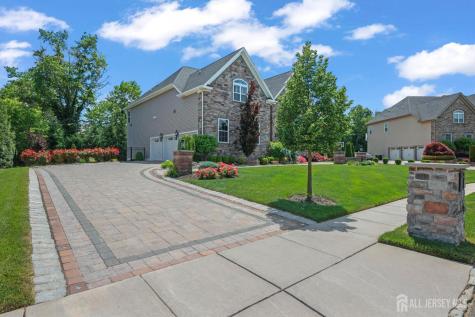 9 Gatarz Court East Brunswick NJ 08816