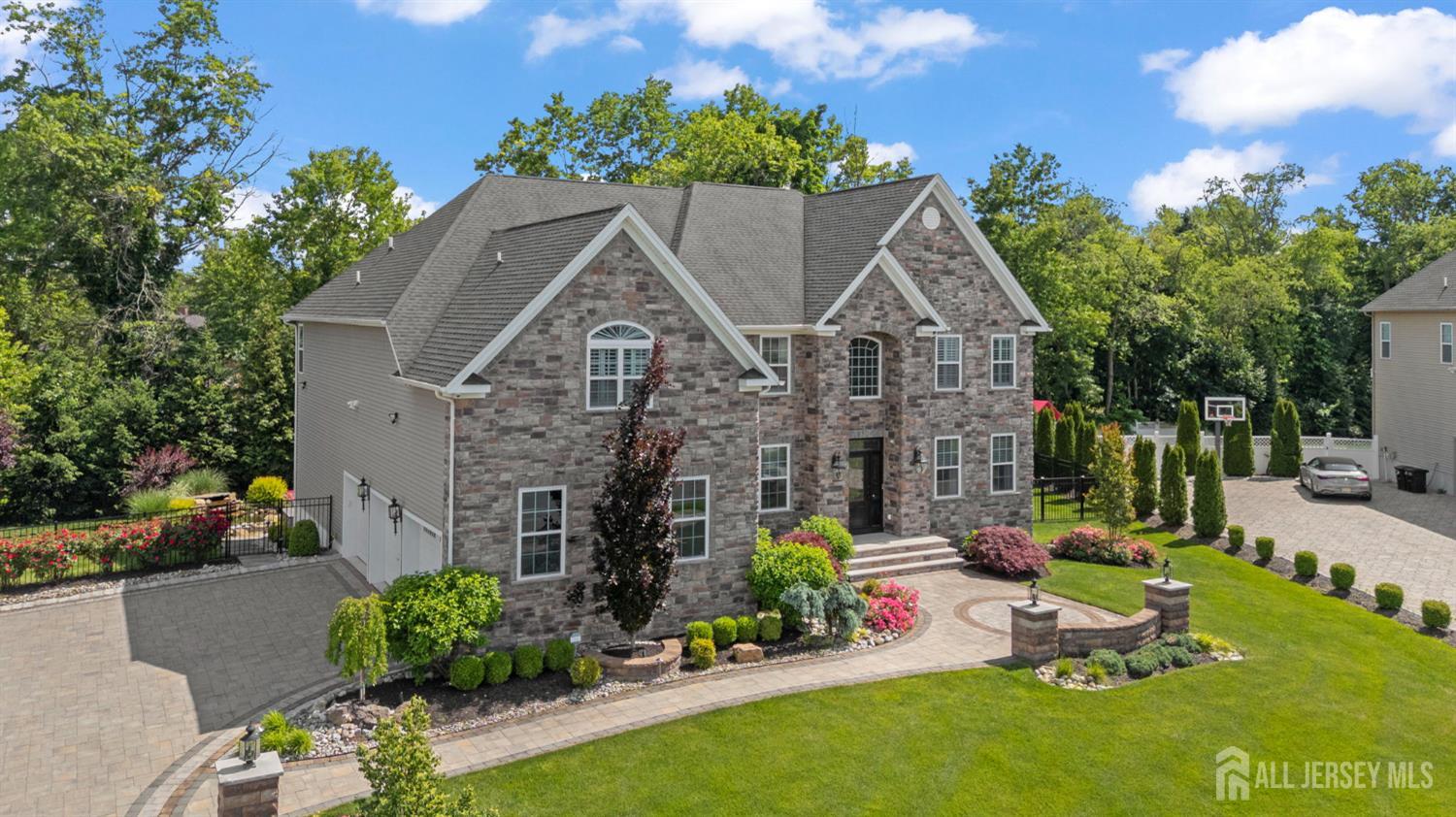 9 Gatarz Court East Brunswick NJ 08816