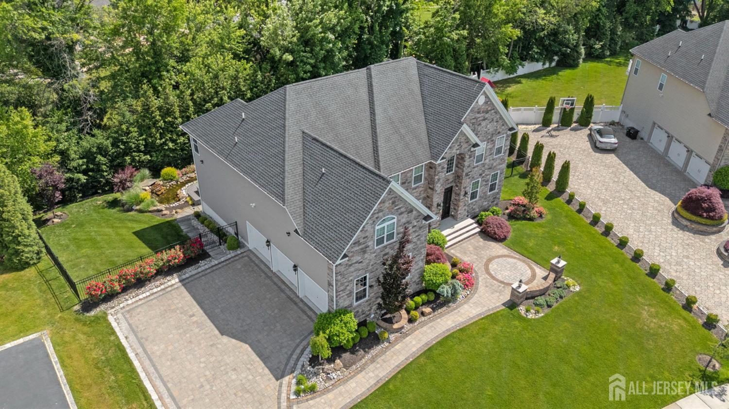9 Gatarz Court East Brunswick NJ 08816