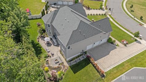 9 Gatarz Court East Brunswick NJ 08816