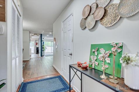 216 Amethyst Way Franklin NJ 08823