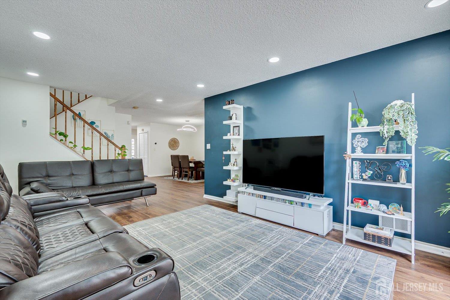 216 Amethyst Way Franklin NJ 08823