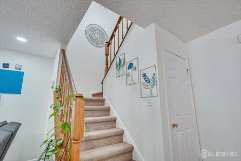 216 Amethyst Way Franklin NJ 08823