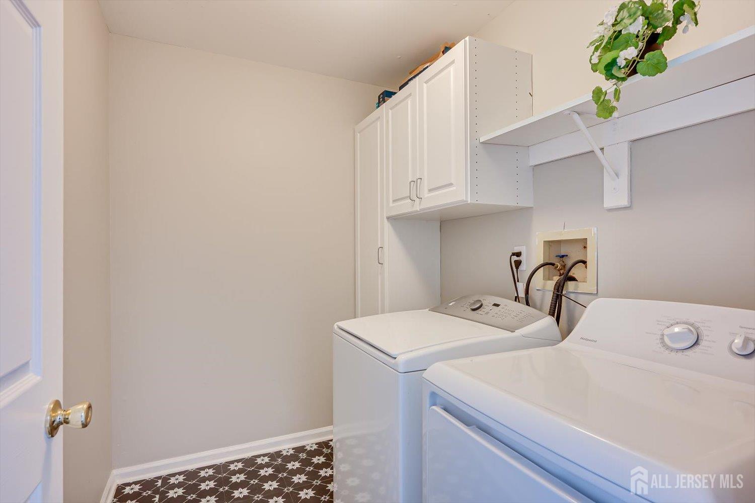 216 Amethyst Way Franklin NJ 08823