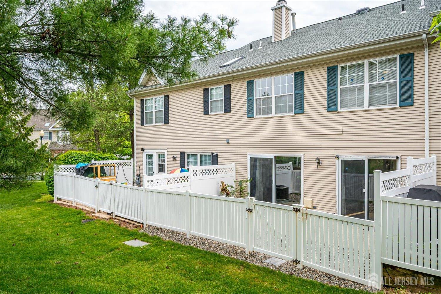216 Amethyst Way Franklin NJ 08823