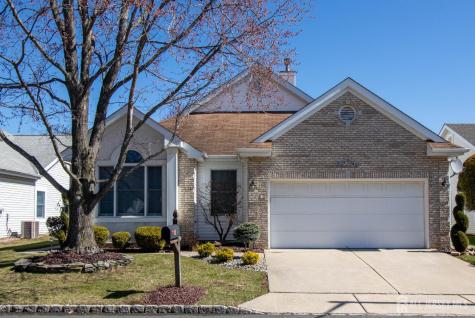 9 Brighton Court Monroe NJ 08831