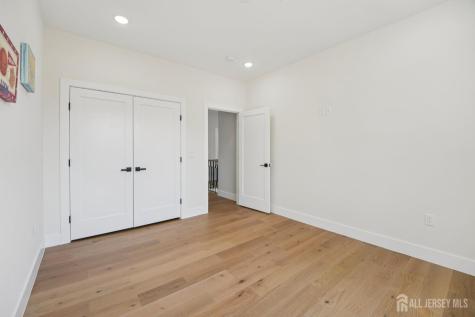 75 Jefferson Boulevard Edison NJ 08817