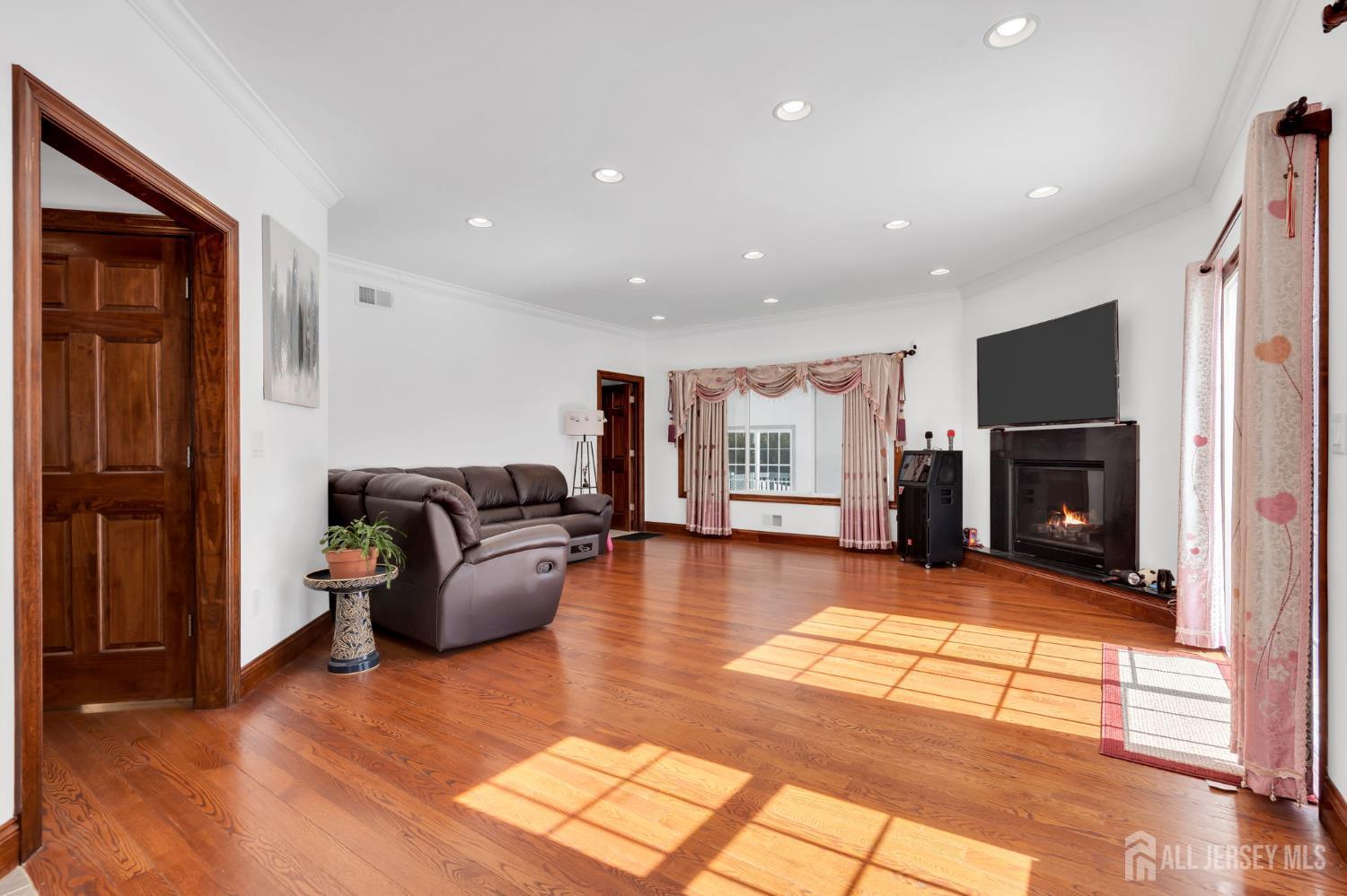 3251 Premier Place Allentown NJ 07719