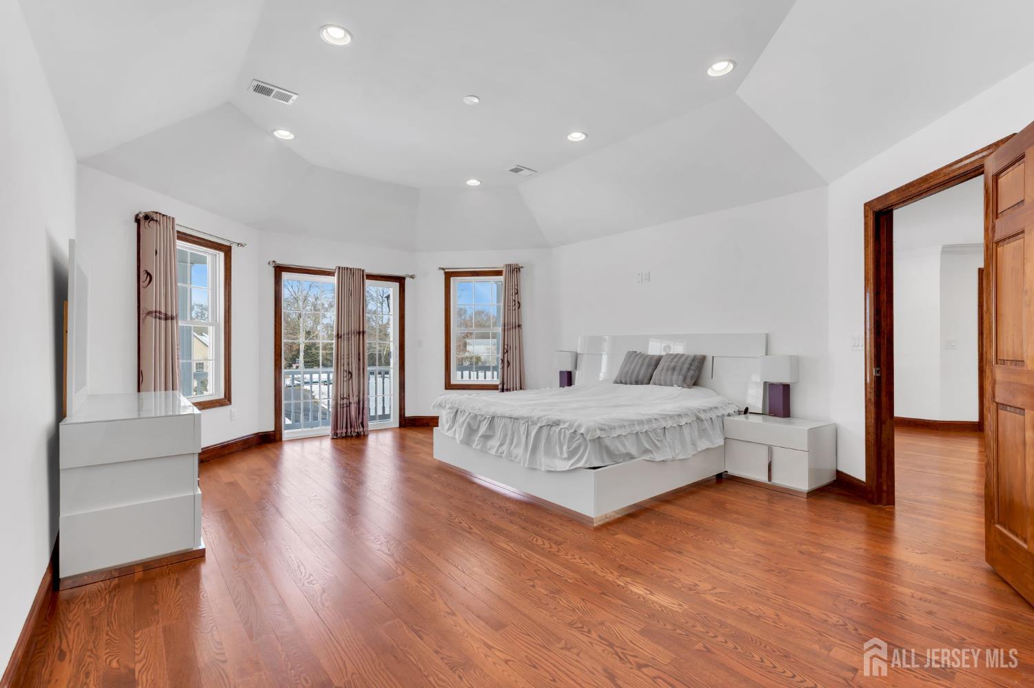 3251 Premier Place Allentown NJ 07719