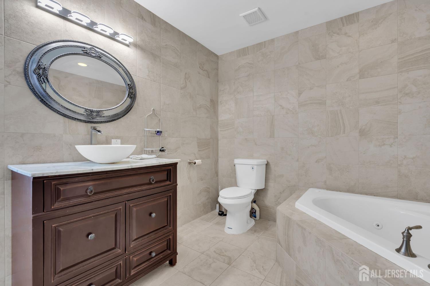 3251 Premier Place Allentown NJ 07719