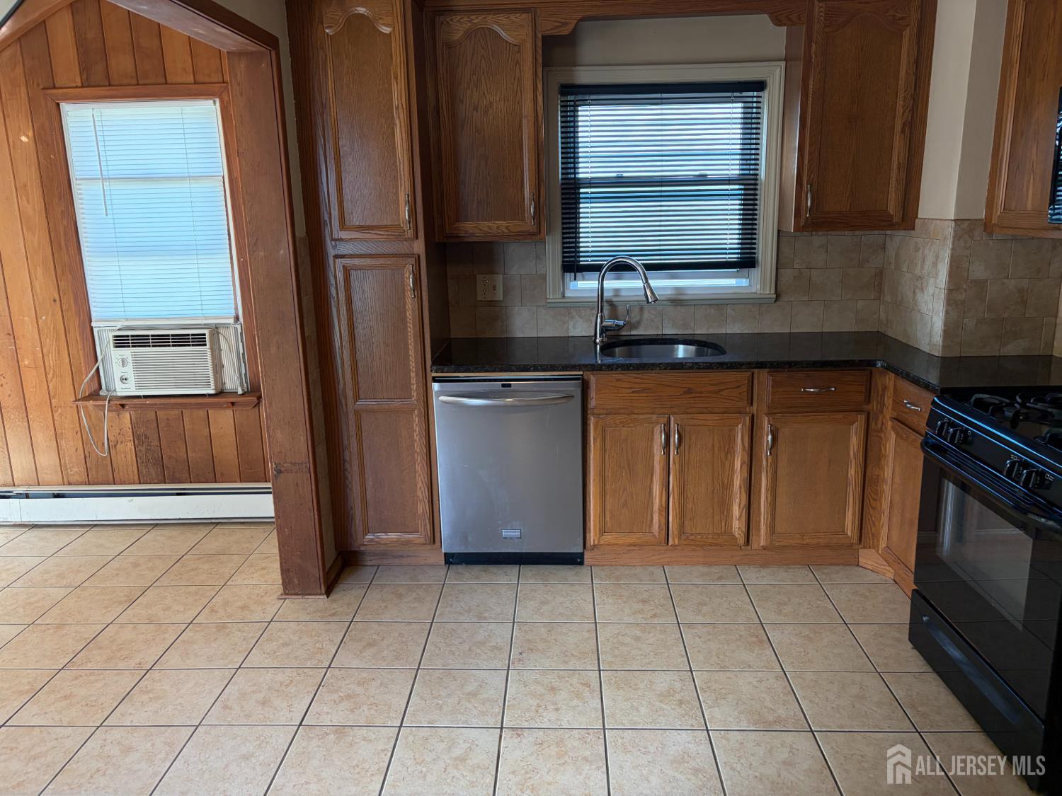 116 Giles Avenue Middlesex NJ 08846