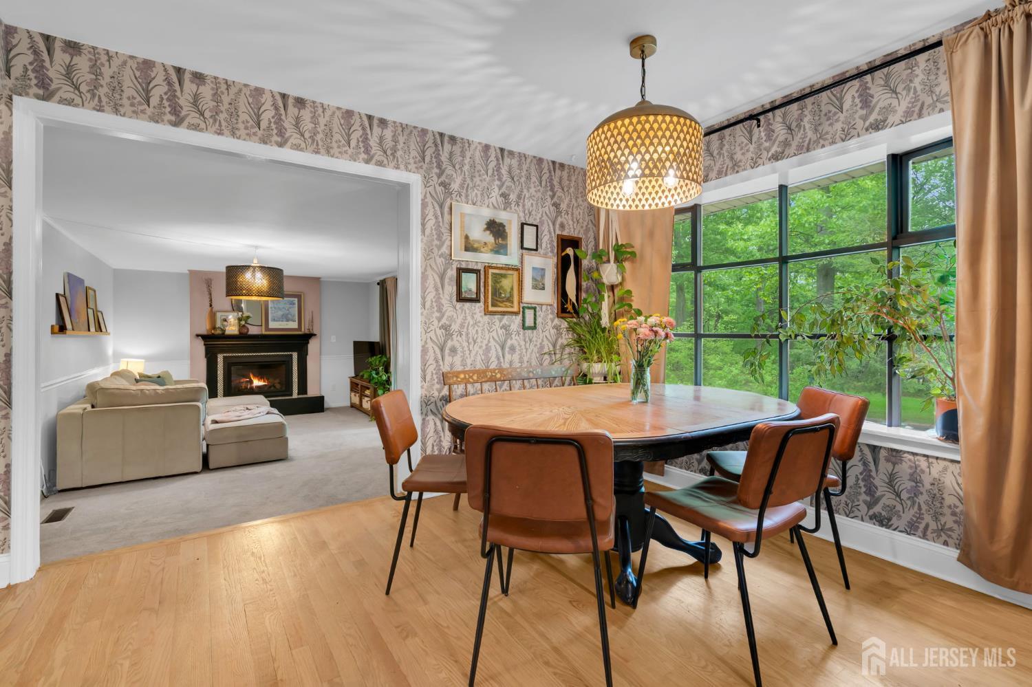 52 Eileen Way Edison NJ 08837