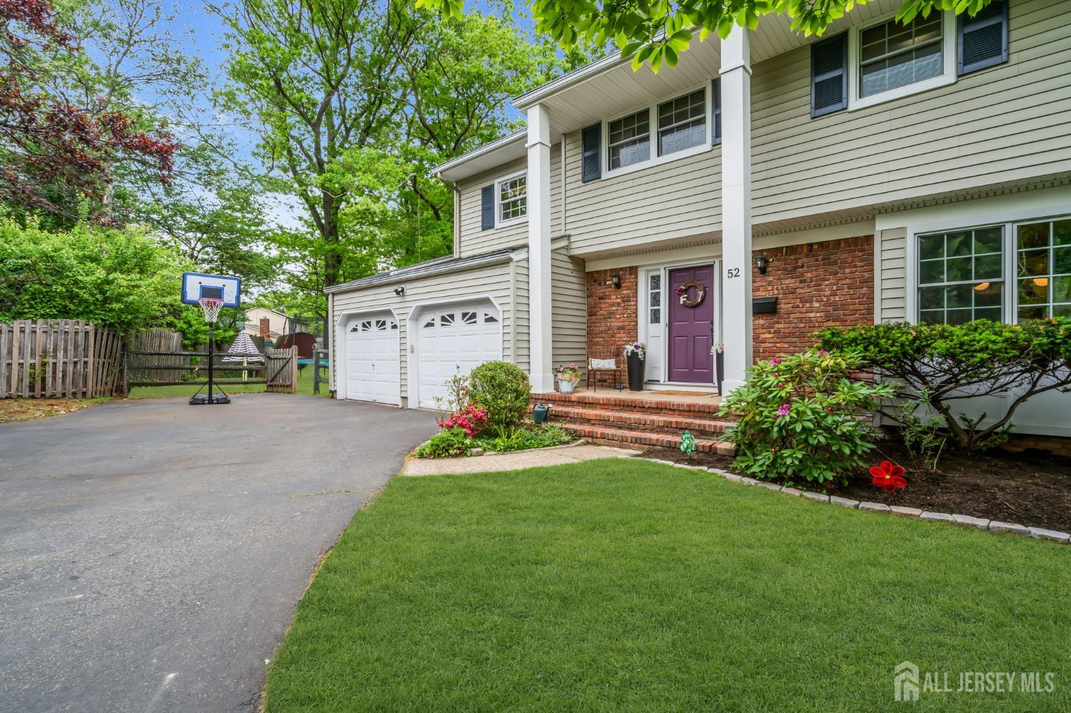 52 Eileen Way Edison NJ 08837