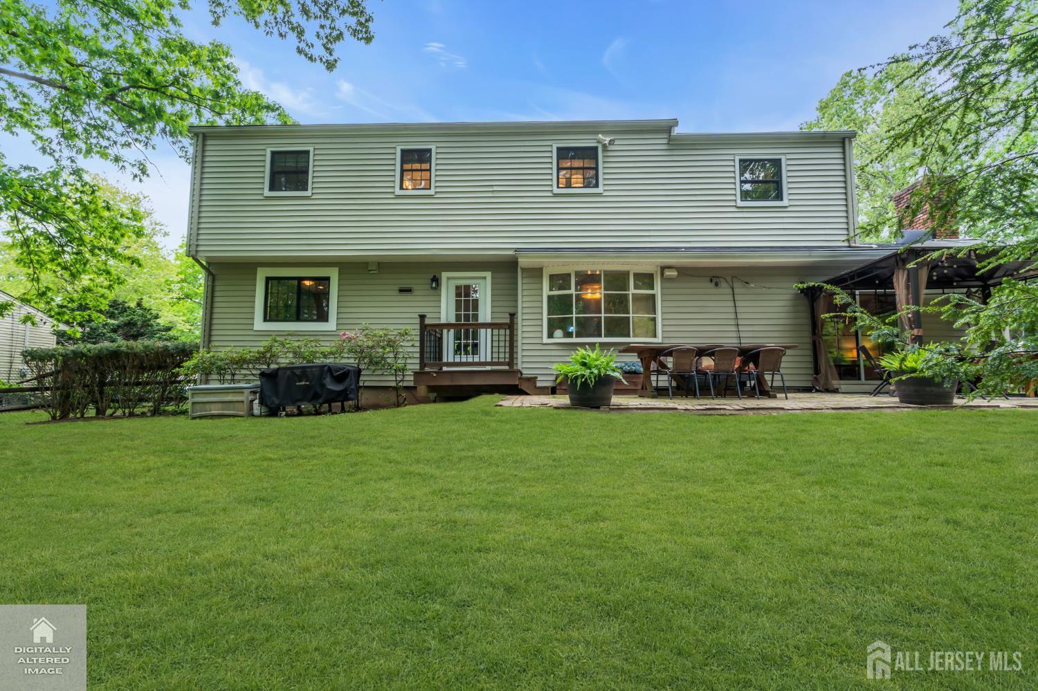 52 Eileen Way Edison NJ 08837