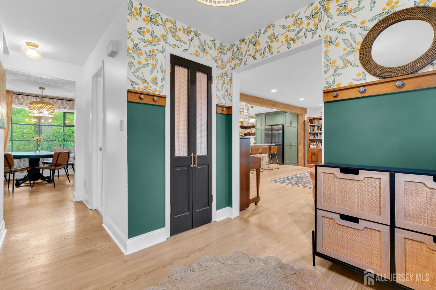 52 Eileen Way Edison NJ 08837