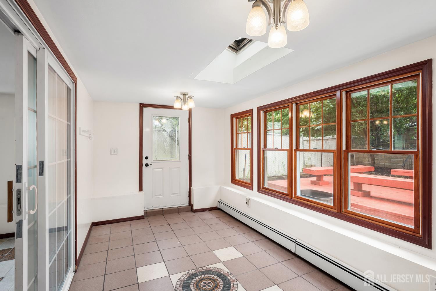 230 Mcfarlane Road Colonia NJ 07067