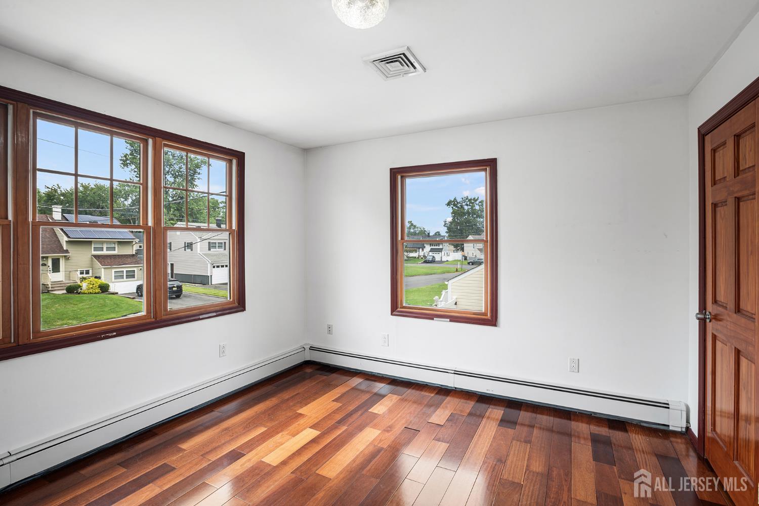 230 Mcfarlane Road Colonia NJ 07067