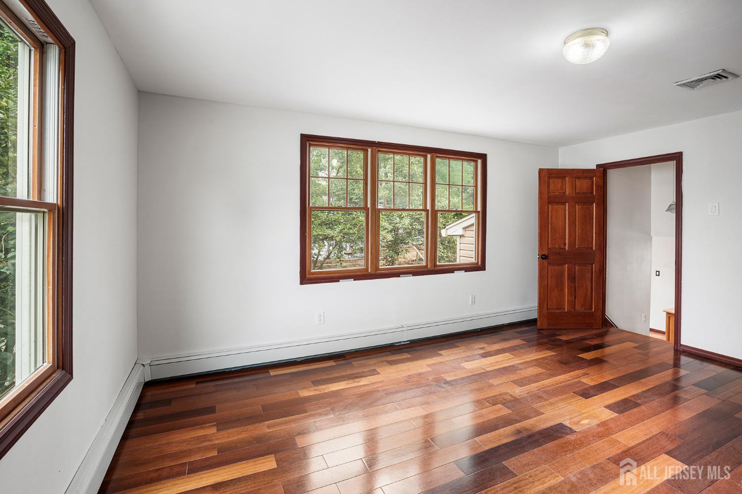 230 Mcfarlane Road Colonia NJ 07067