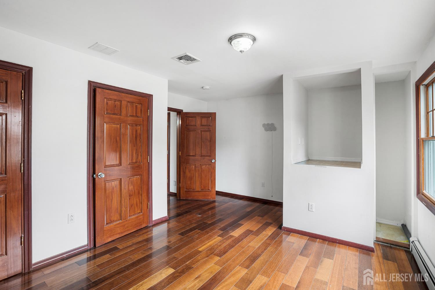 230 Mcfarlane Road Colonia NJ 07067