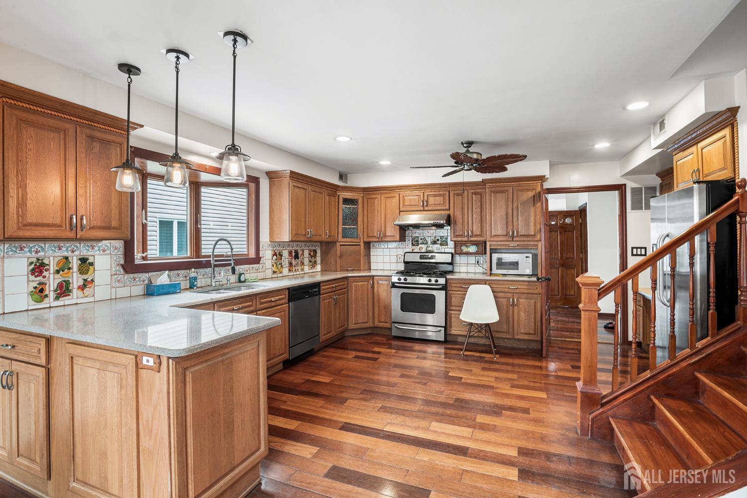 230 Mcfarlane Road Colonia NJ 07067