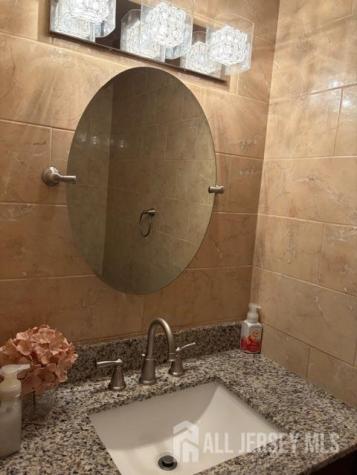 58 Probasco Rd Road East Windsor NJ 08520