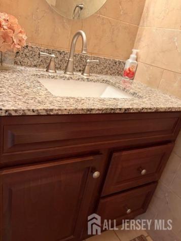 58 Probasco Rd Road East Windsor NJ 08520