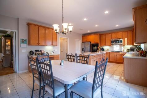34 Equestrian Way Monroe NJ 08831