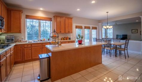 34 Equestrian Way Monroe NJ 08831