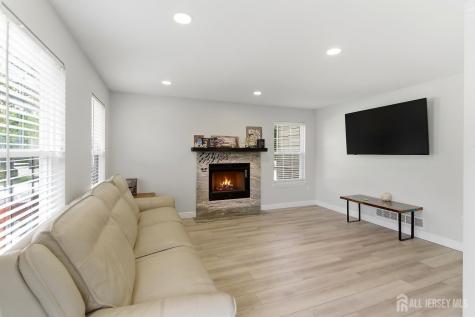 374 Mounts Mills Road Monroe NJ 08831