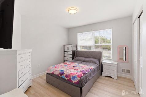 374 Mounts Mills Road Monroe NJ 08831