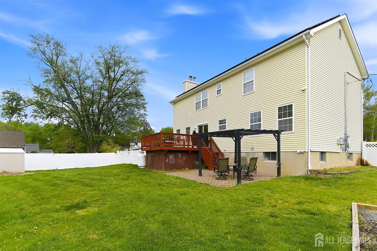 374 Mounts Mills Road Monroe NJ 08831