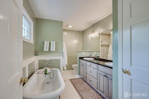 21 Thomas Street Metuchen NJ 08840