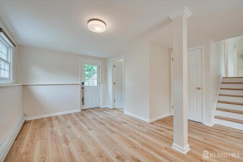 21 Thomas Street Metuchen NJ 08840