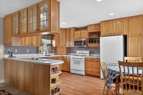 20 Fairfield Road East Brunswick NJ 08816