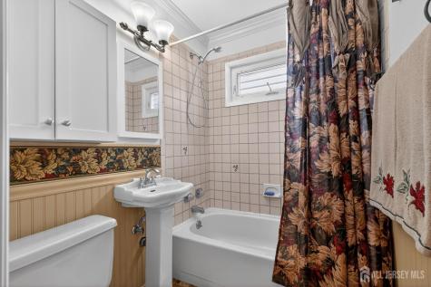 20 Fairfield Road East Brunswick NJ 08816