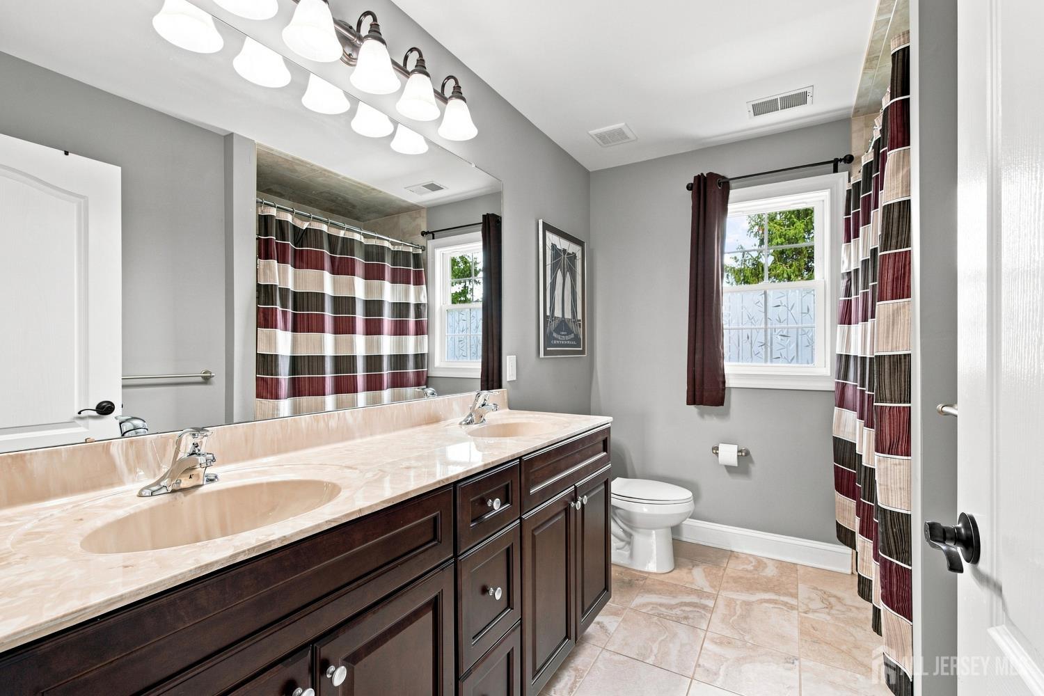 18 Kendall Road East Brunswick NJ 08816