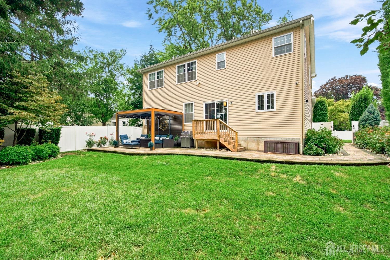 18 Kendall Road East Brunswick NJ 08816