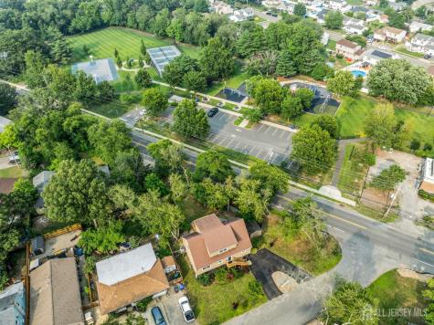2 Fullerton Drive Brick NJ 08723