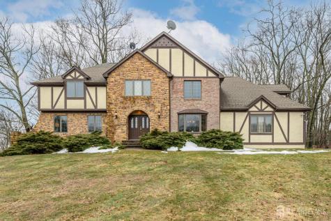3 Tara Court Hardwick NJ 07825