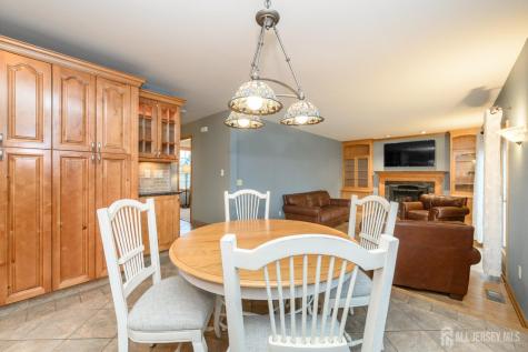 3 Tara Court Hardwick NJ 07825