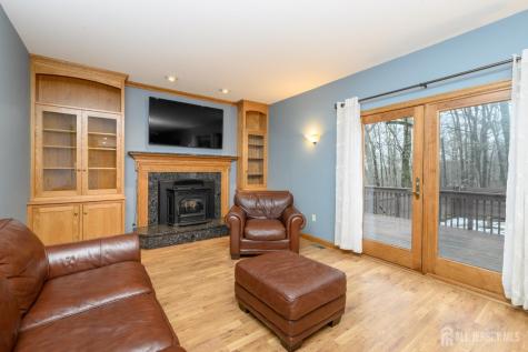 3 Tara Court Hardwick NJ 07825