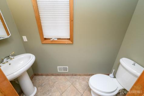 3 Tara Court Hardwick NJ 07825