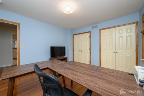 3 Tara Court Hardwick NJ 07825