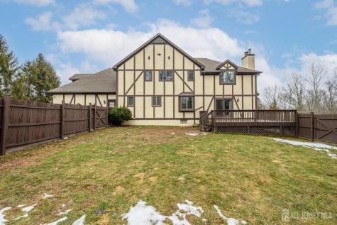3 Tara Court Hardwick NJ 07825