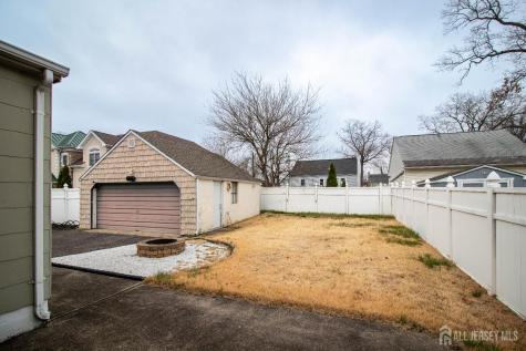11 Tyndale Avenue Monroe NJ 08831